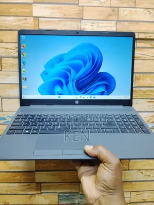 Laptop HP 250 G8 8GB Intel Core i3 SSD 256GB