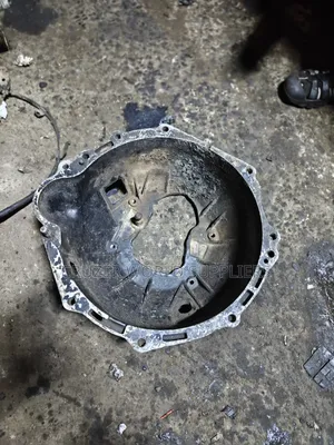 Landcruser 75 2h Engine Manual Gearbox Bell Housing