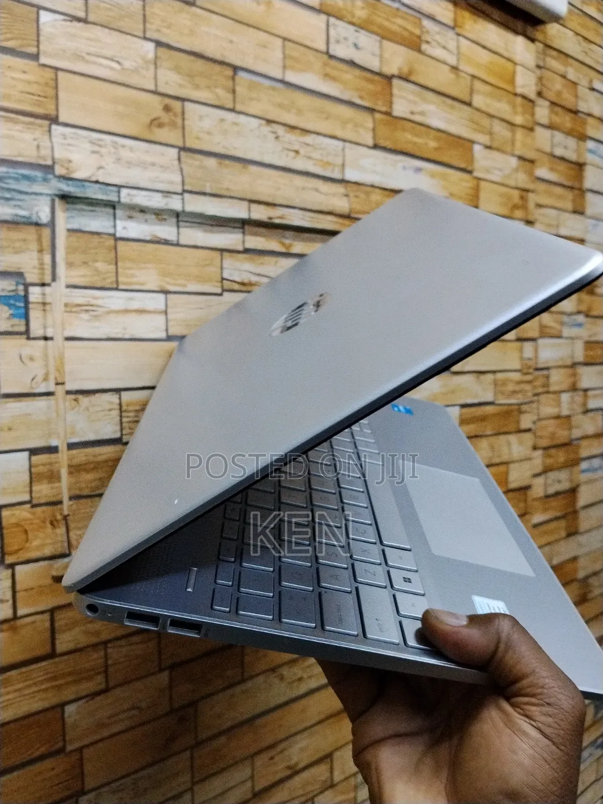 Laptop HP 250 G10 8GB Intel Core i3 SSD 256GB