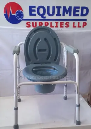 Commode Chair