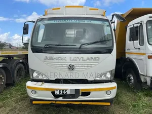 Ashok Leyland
Boss Series 1218 HB EV