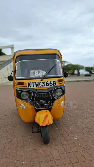 Bajaj RE 2023 Yellow