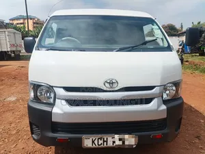 Toyota HiAce 2009 White