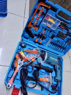 Makita Corded Drill/Toolset