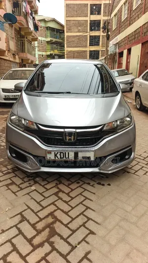 Honda Fit 2018 Silver