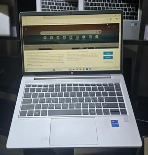 Laptop HP ProBook 440 G10 16GB Intel Core i7 SSD 512GB