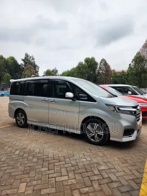 Honda Stepwgn 2019 Silver