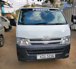 Toyota HiAce 2012 White