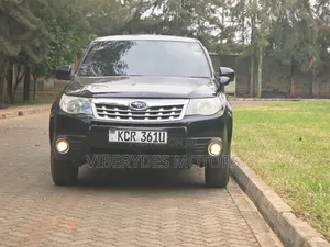 Subaru Forester 2011 Black