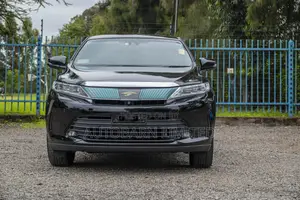 Toyota Harrier 2.0 2018 Black
