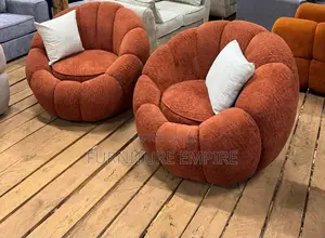 2 Seater 1,1 Round Rust Chairs