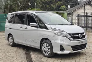 Nissan Serena 2019 Silver