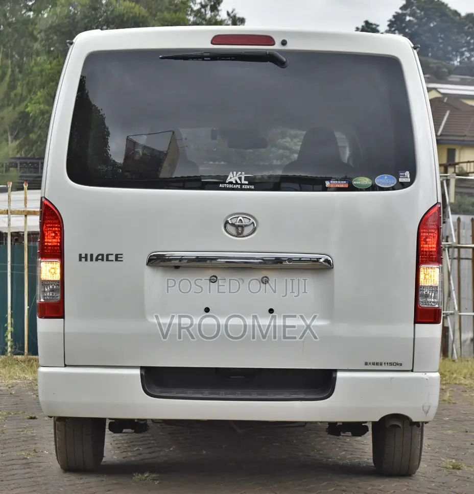 Toyota HiAce 2020 White