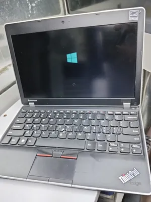 Laptop Lenovo 100e 4GB Intel Celeron HDD 320GB