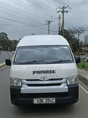 Toyota HiAce 2017 White