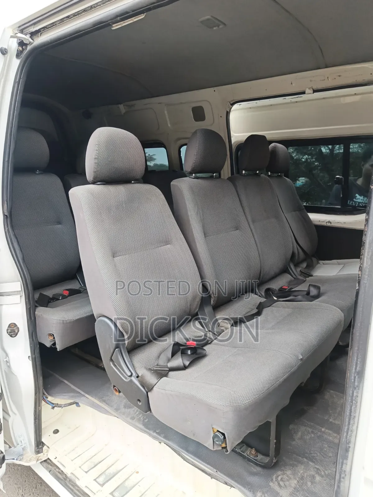 Toyota HiAce 2017 White