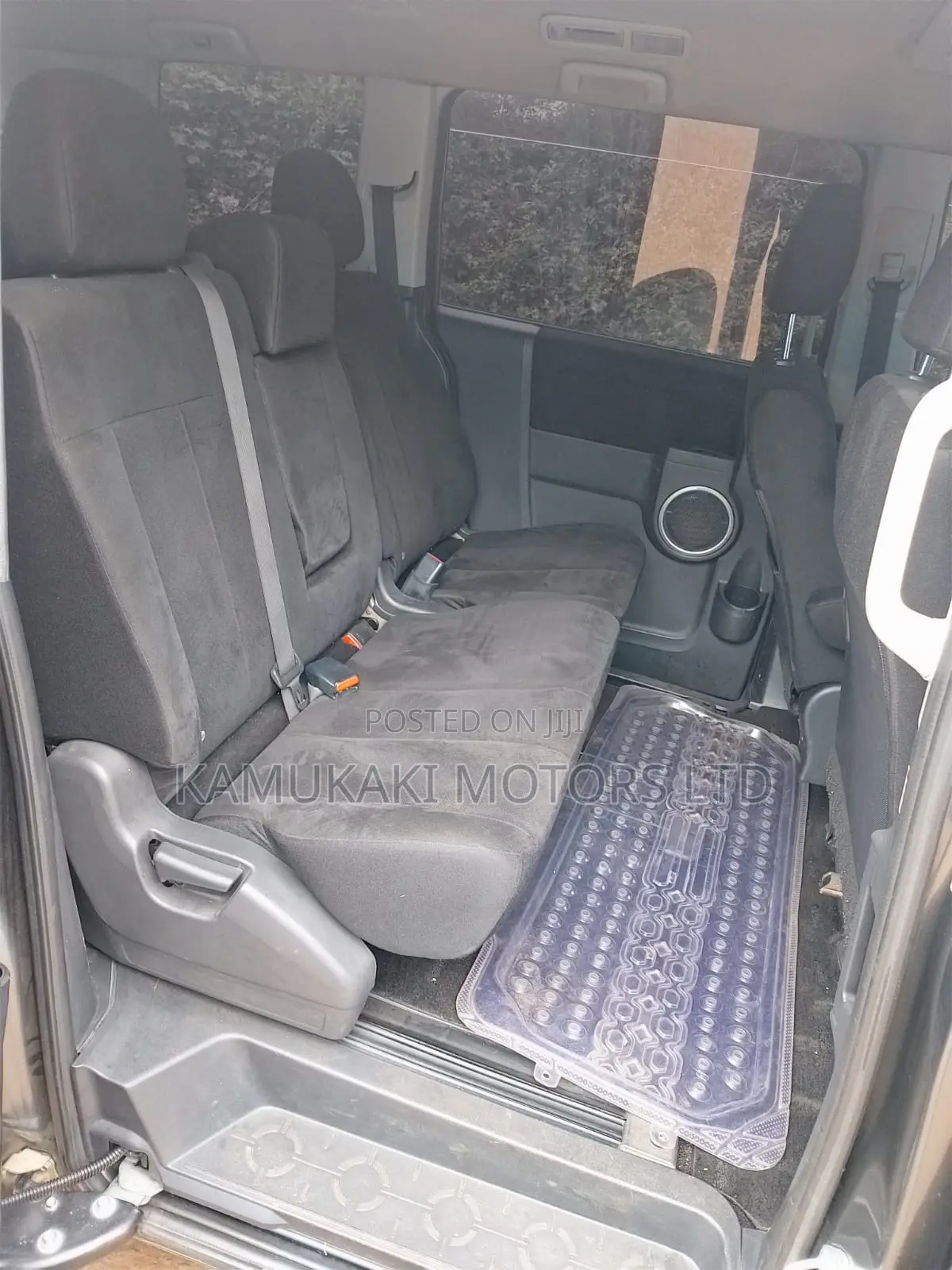 Mitsubishi Delica 2015 Gray