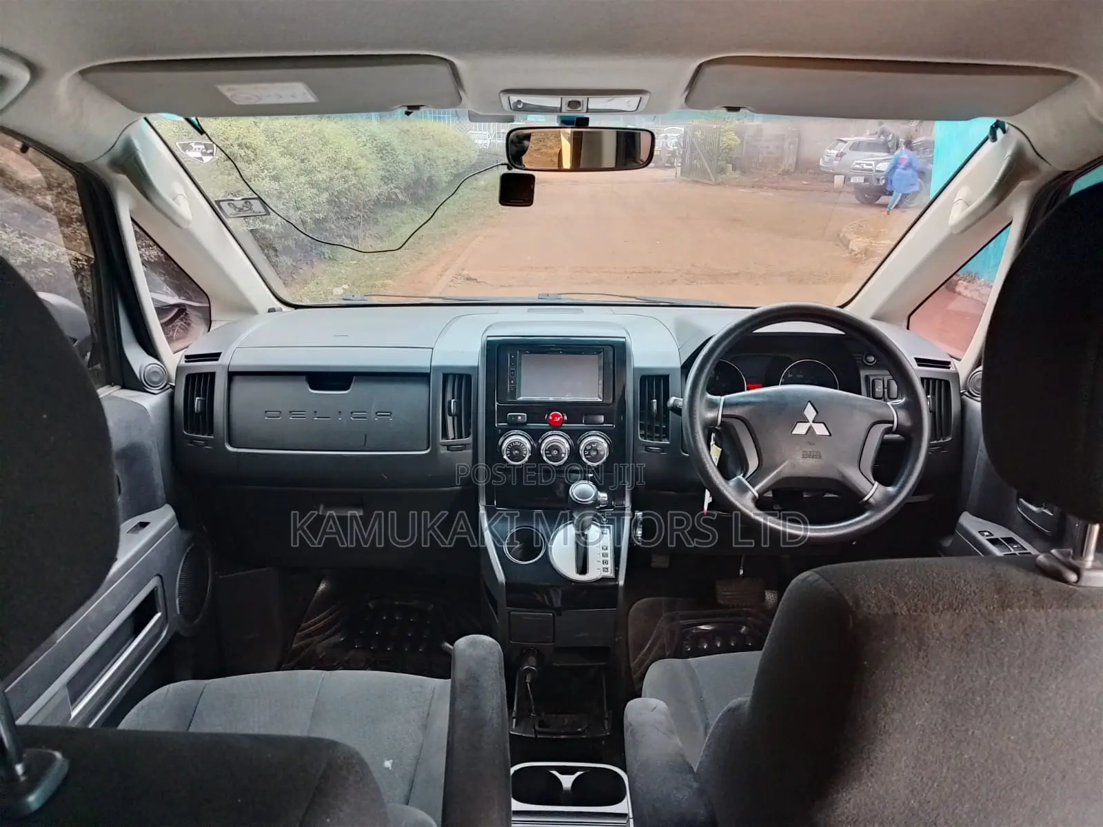 Mitsubishi Delica 2015 Gray