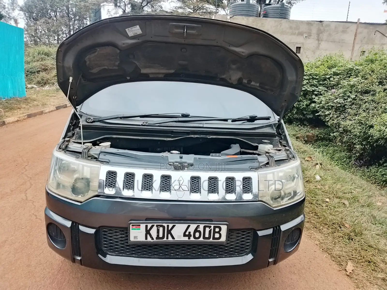 Mitsubishi Delica 2015 Gray