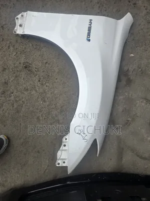 Fender Toyota Crown 2008-2012 RH