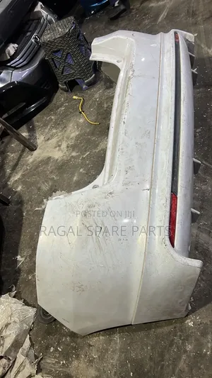 Honda Insight Back Bumper With Skirting