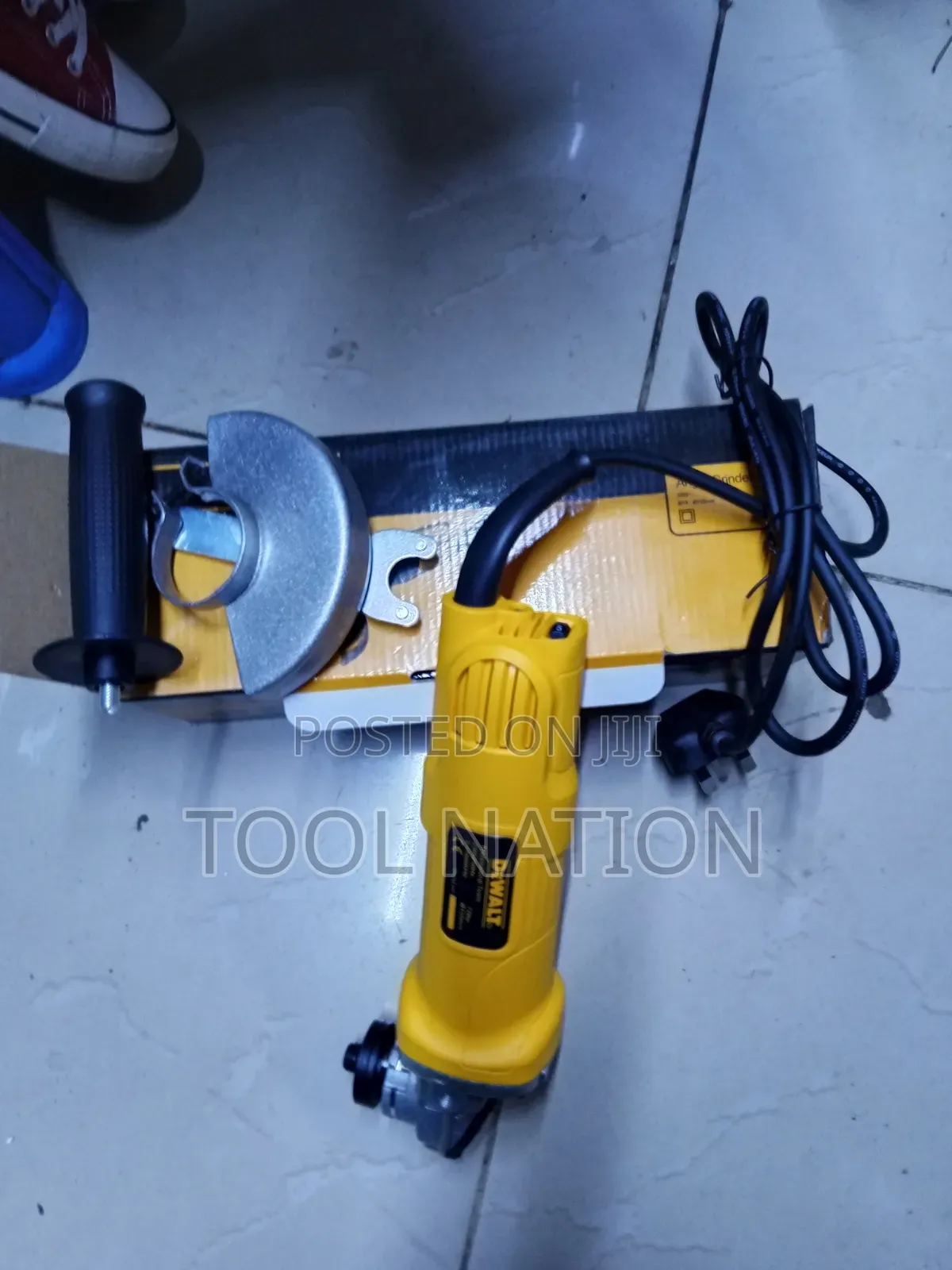 4inch DeWalt Angle Grinder Machine