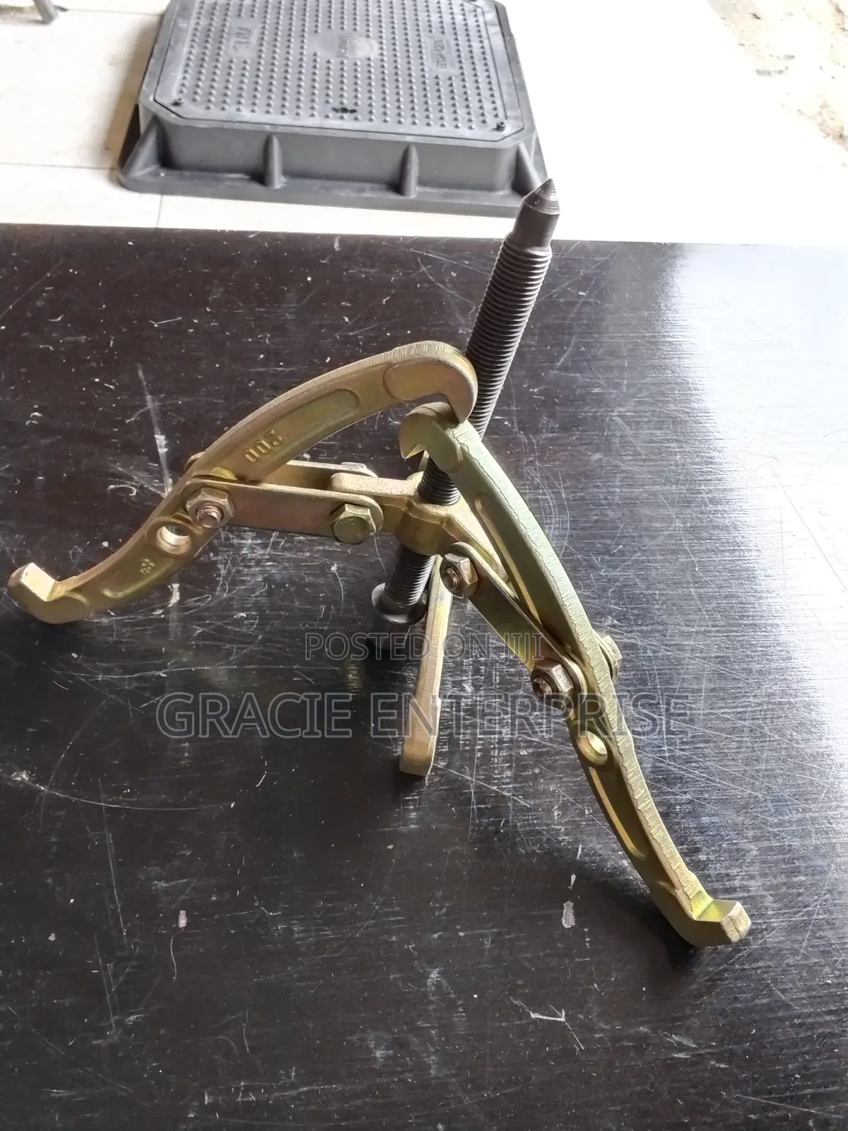 Gear Puller/ 3-Jaw Gear Puller 6"