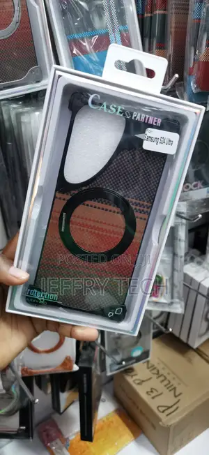Samsung Galaxy S24 Ultra Stylish, Textured Multi-Color Casing