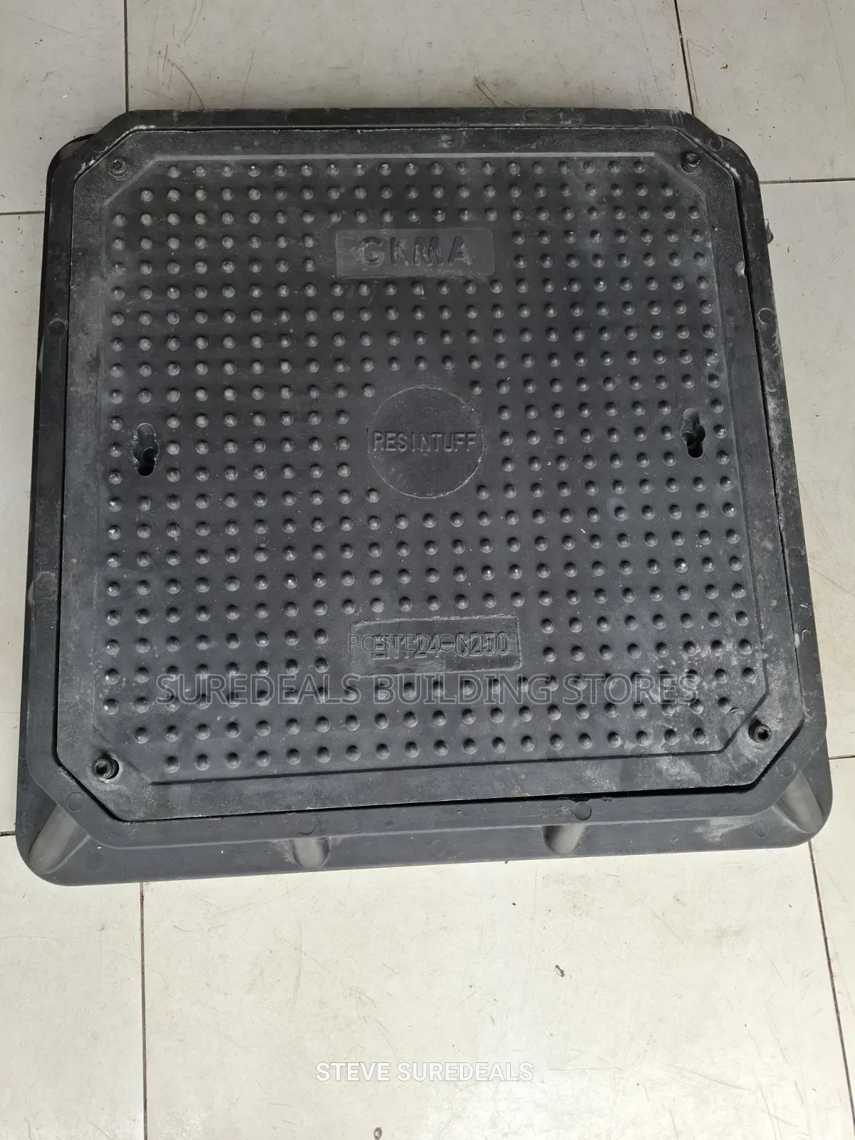 Lockable Heavy Duty Manhole Covers (D 400)