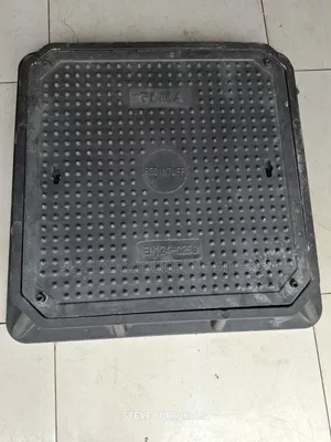Lockable Heavy Duty Manhole Covers (D 400)