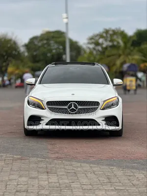Mercedes-Benz C200 2019 White