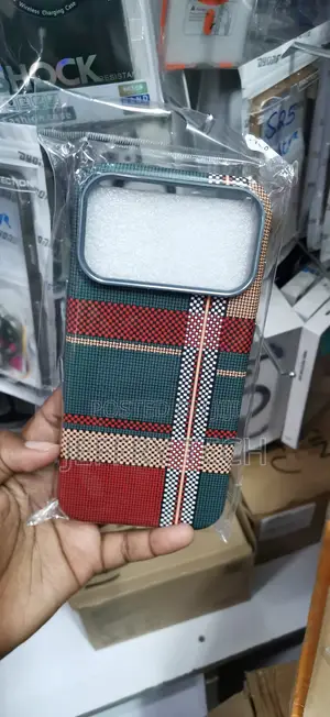 LUXO / Free Air Carbon Classic Tribal Plaid Phone Case