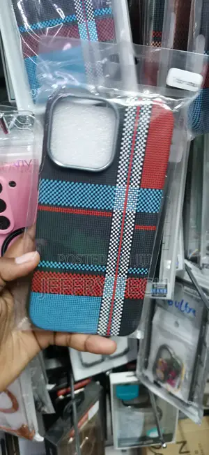 Tribal Plaid / Fusion Weave Carbon Fiber MagSafe Compatible Case,