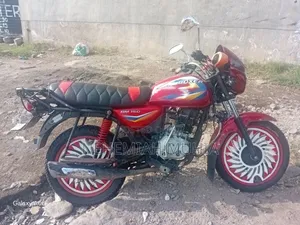 Bajaj Boxer 2021 Red