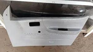 Inner Door Cover Toyota Regius Front Right