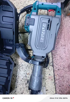 Total Demolition Breaker 1700 Watts
