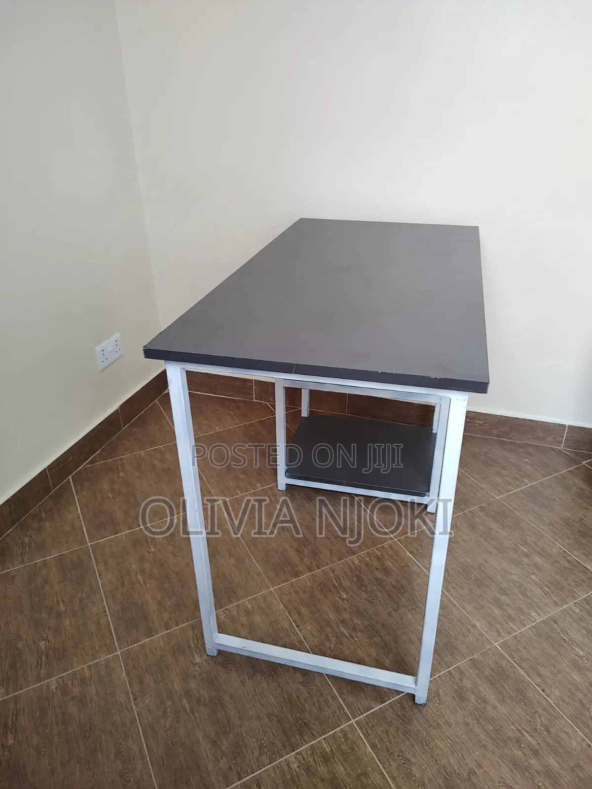 Study Table/Desk