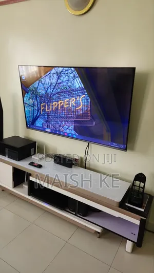 Hisense 55"