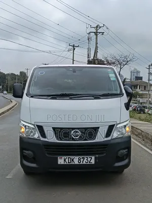 Nissan Caravan (Urvan) 2015 White