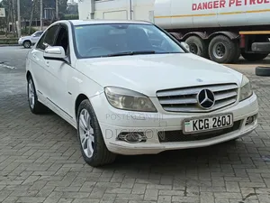Mercedes-Benz C200 2010 White