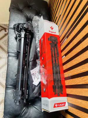 Brand New 3520 Weifeng Tripod