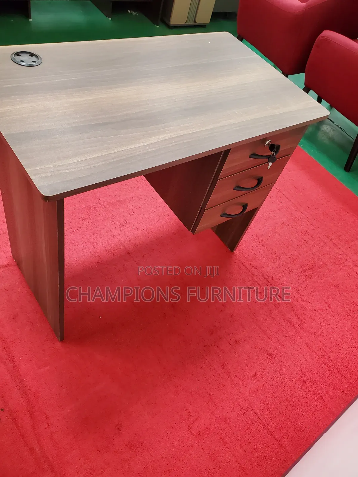 1.2M Simple Home/Office Desk