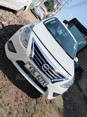 Nissan Latio 1.2 2015 White