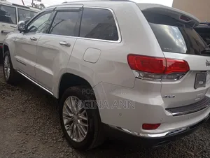 Jeep Cherokee 2019 White