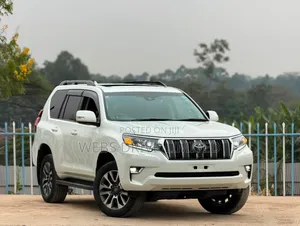 Toyota Land Cruiser Prado 2021 White