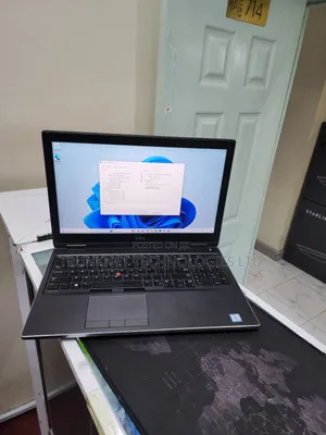 Laptop Dell Precision 7540 16GB Intel Core i7 SSD 512GB