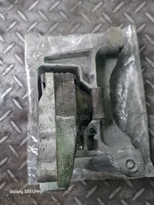 Engine Mounting Axela 2016/2017