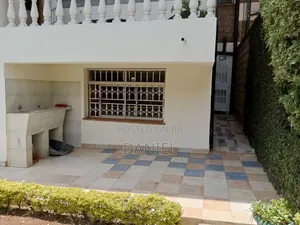 1bdrm Apartment in Rhapta Road for rent