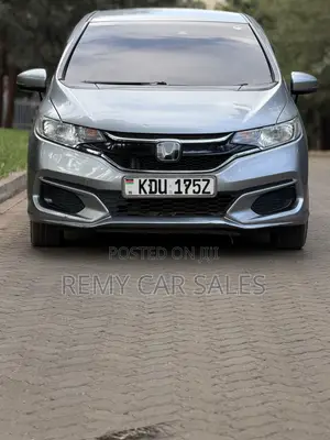 Honda Fit 2018 Silver
