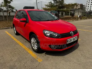 Volkswagen Golf 2012 Red